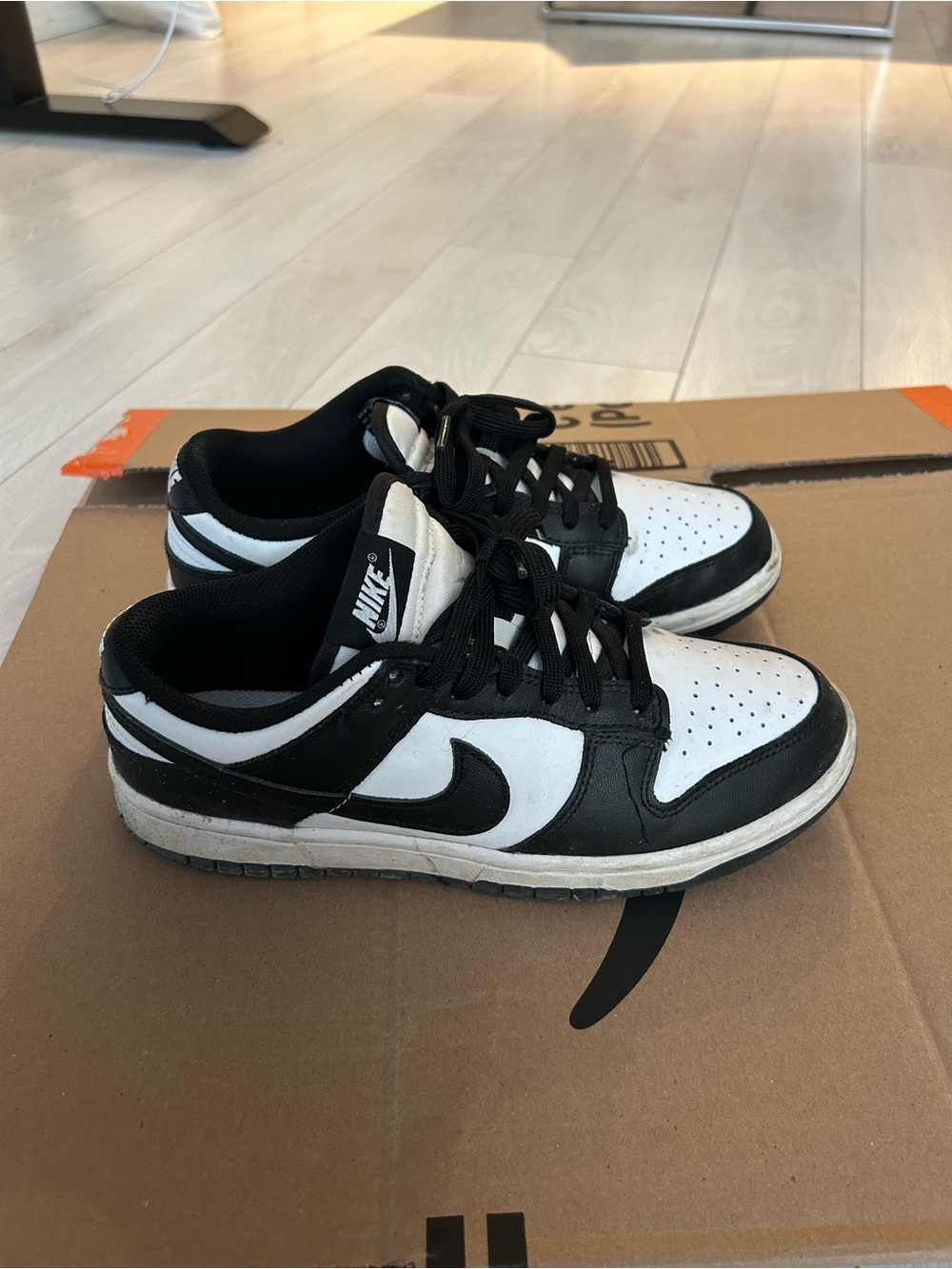 Nike dunk low panda